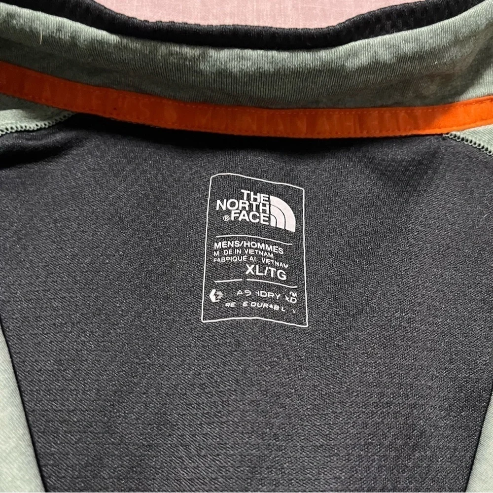 The North Face Green Black Long Sleeve 1/4 Zip Size XL Fast Dry Kilowatt Layers